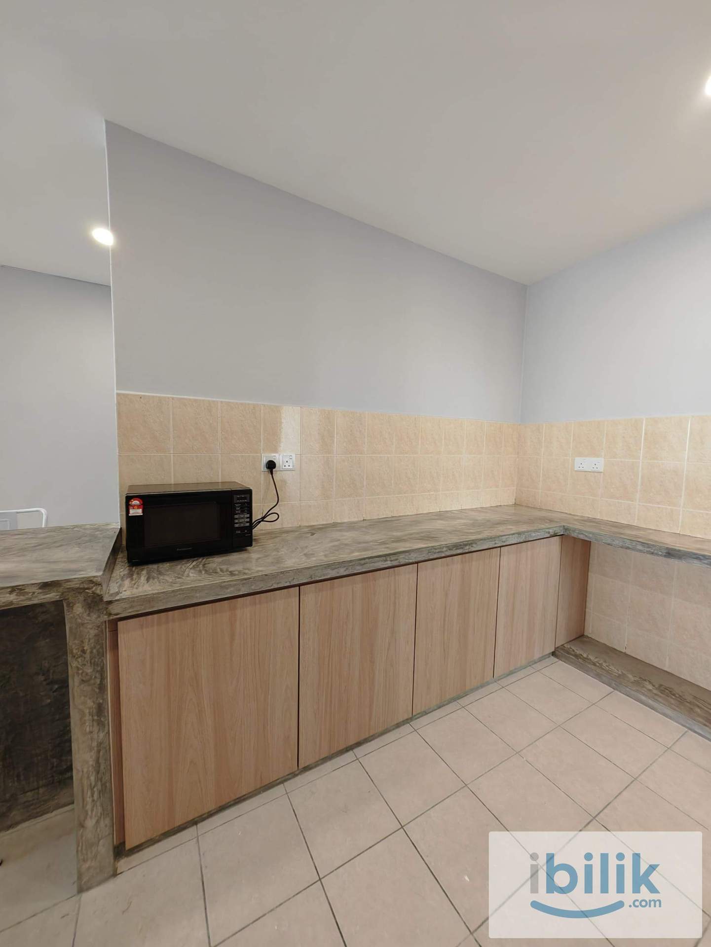 Master Room at Prima Midah Heights, Taman Midah - Image 6