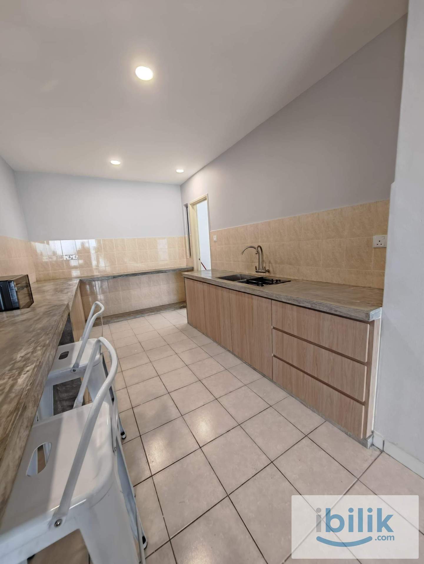 Master Room at Prima Midah Heights, Taman Midah - Image 7
