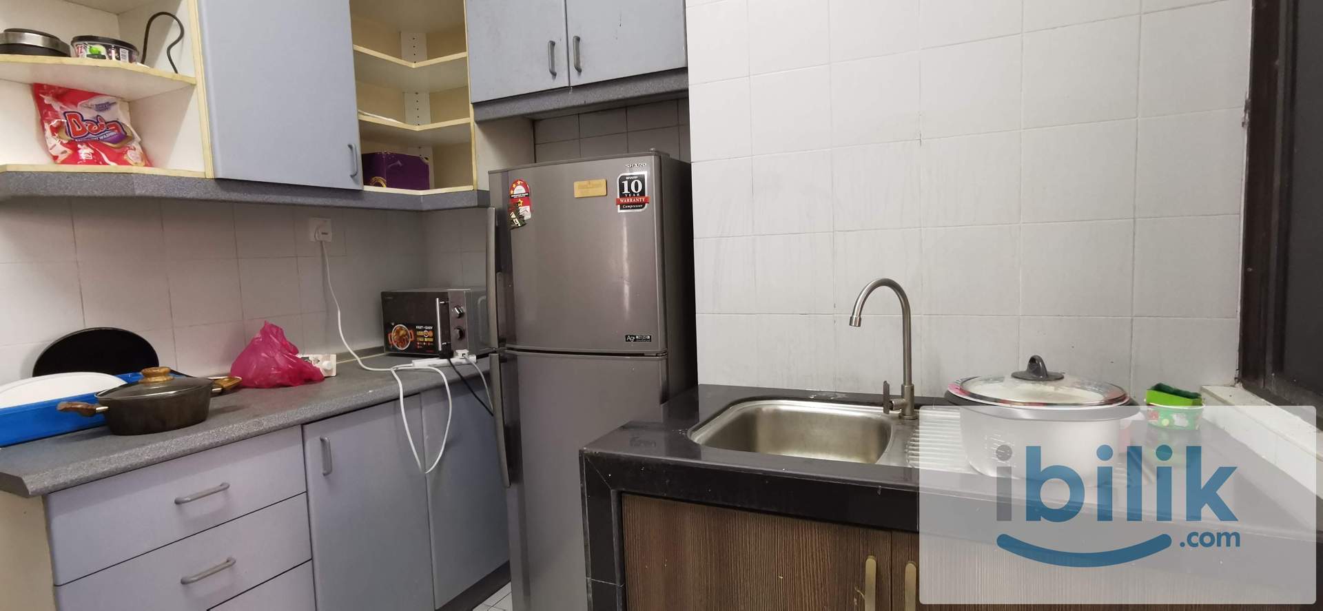 Single Room with Attached Bathroom - Image 5