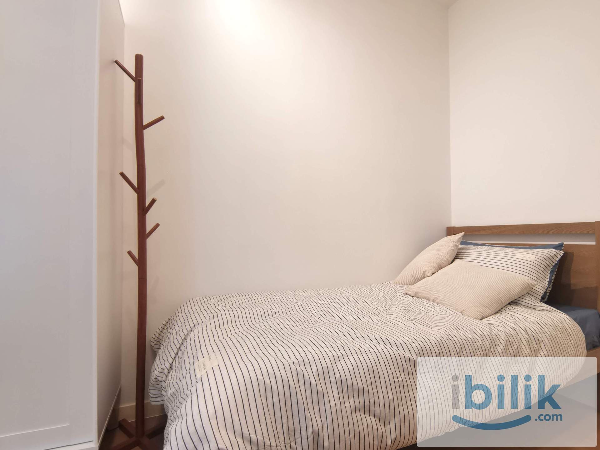 Fully Furnish Single Room in Sri Damansara / Kepong   - Image 1