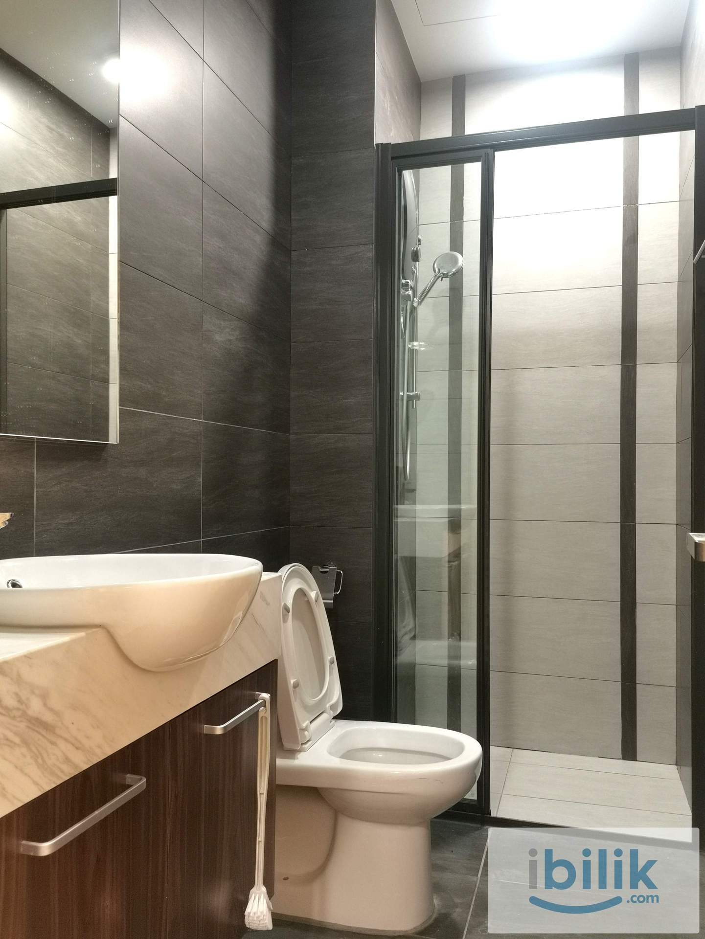 Fully Furnish Single Room in Sri Damansara / Kepong   - Image 4