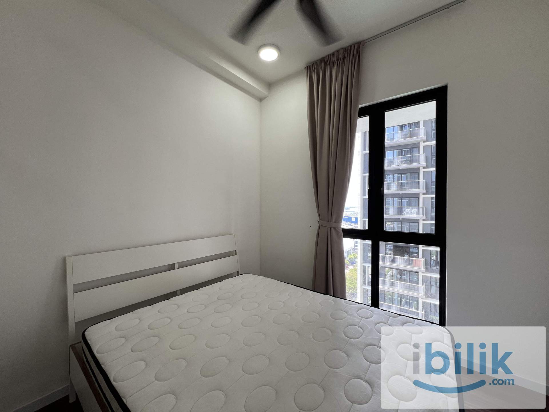 Batu Kawan Middle Room • Included WiFi UTILITY  - Image 2