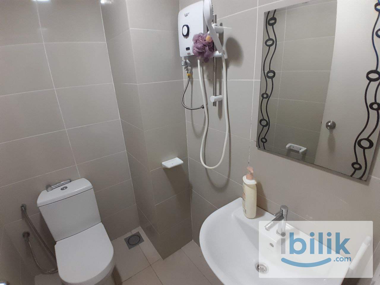 [Scott Garden] Single Room with Window Rent Near Millerz Square, Pearl Point - Image 3