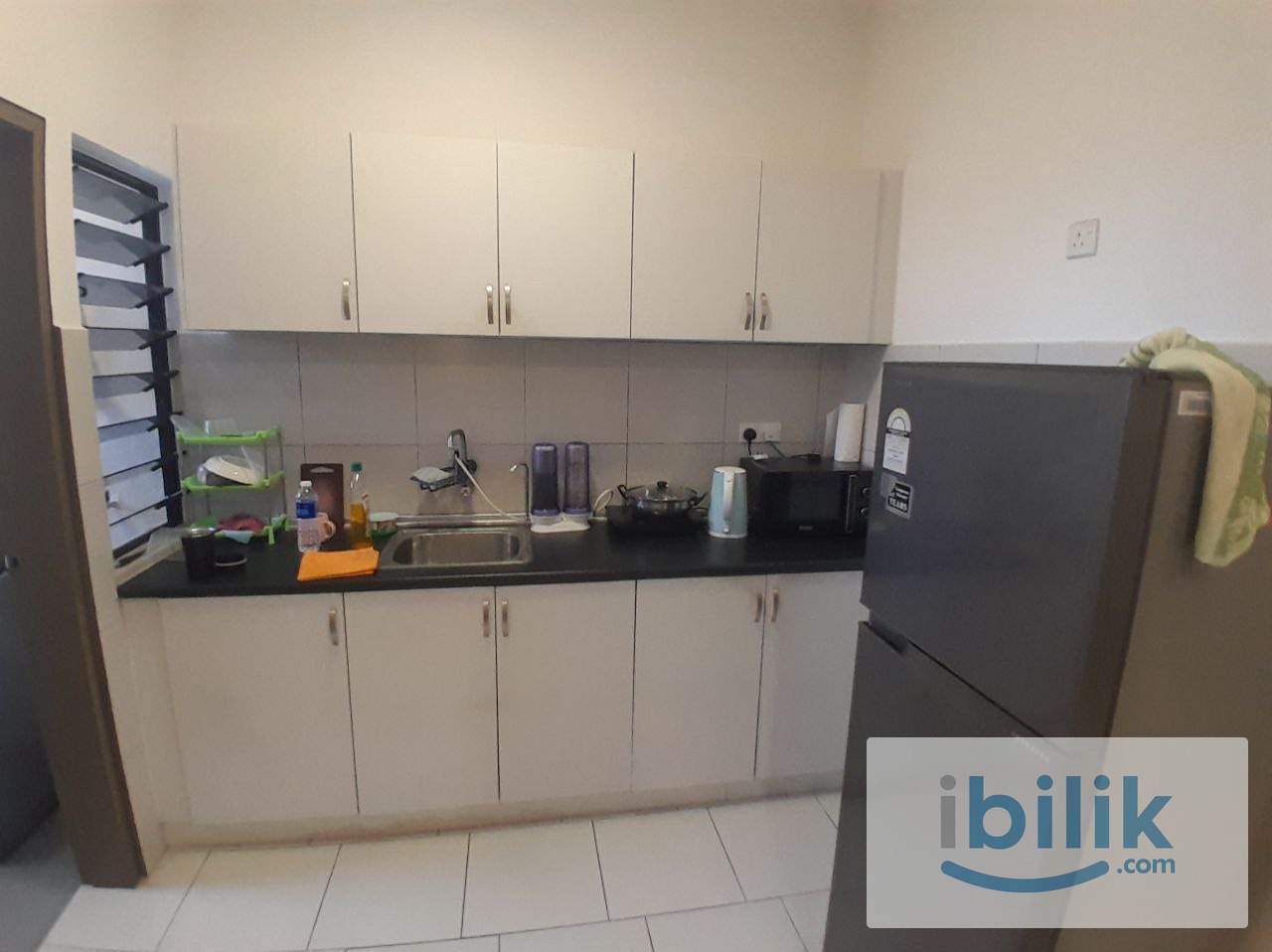 [Astetica Residence] Medium Room with Balcony Rent Near The Mines, KTM Serdang, UPM - Image 3