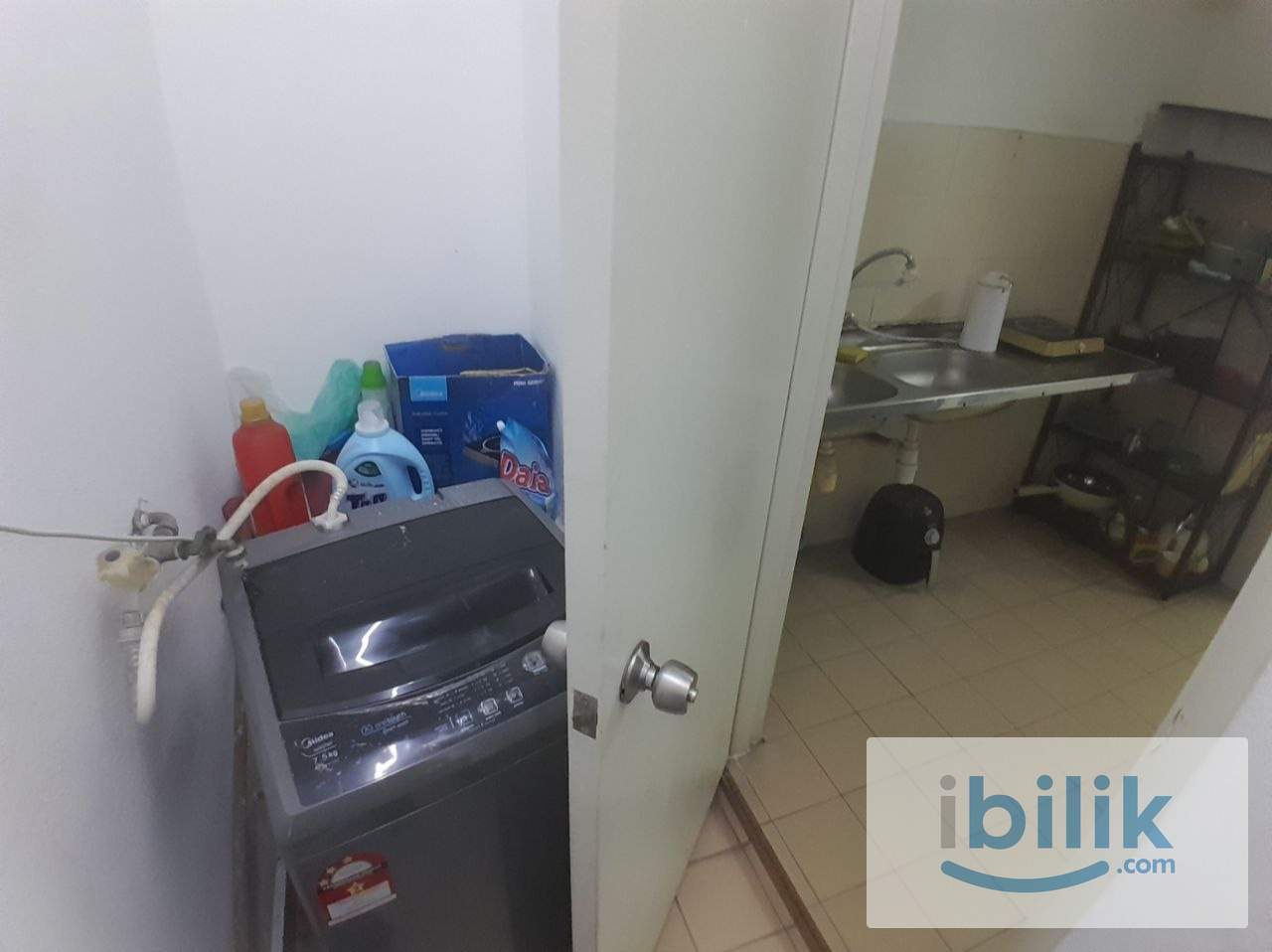 [D'Aman Crimson] Single Room with Fans Near LRT, Eve Suite, NZX, Kelana Jaya - Image 5