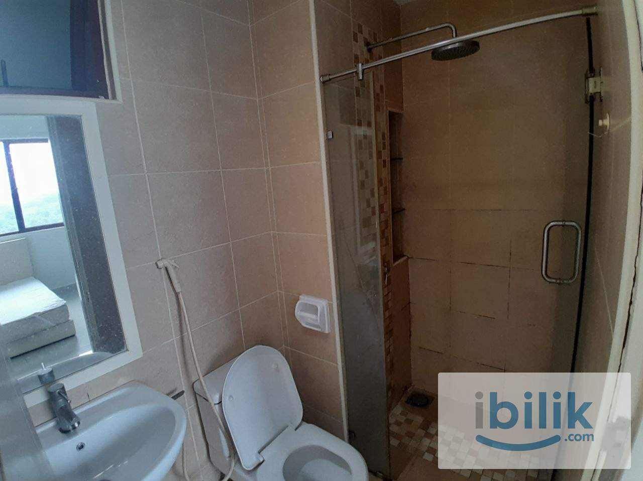 [Mutiara Residency] Mixed Gender Unit🏠Master Room Private Bathroom - Image 2
