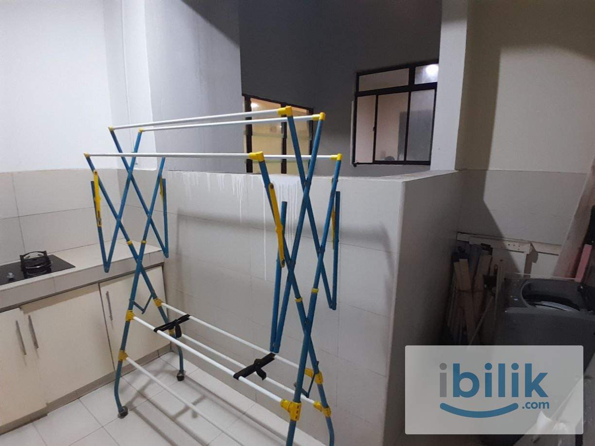 [Mutiara Residency] Mixed Gender Unit🏠Master Room Private Bathroom - Image 5