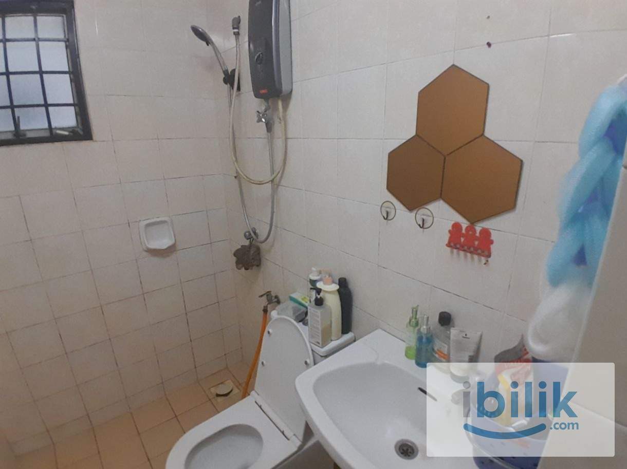 [D'Aman Crimson] July Vacant! Middle Room with Fans Rent Near LRT - Image 5
