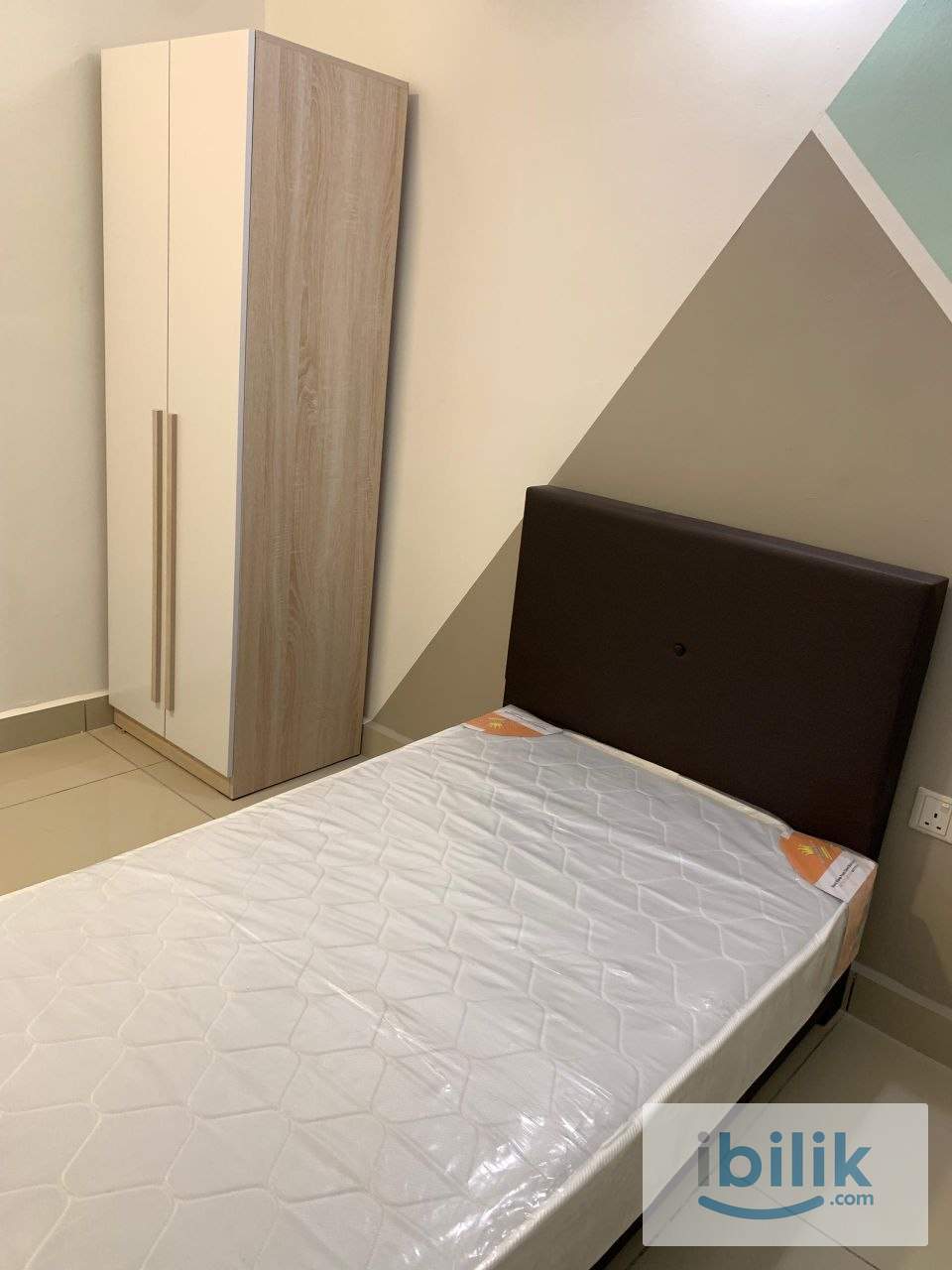 [One Damansara] No Partition Mixed Unit Single Room with Fans Near MRT, Sungai Buloh, Sri Damansara  - Image 1