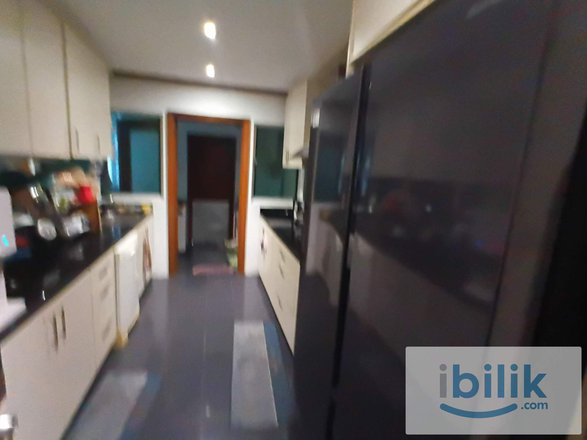 [Suasana Sentral Condo] Medium Room with Aircond Near KL Sentral, Plaza Sentral, PWC, Concentrix - Image 5