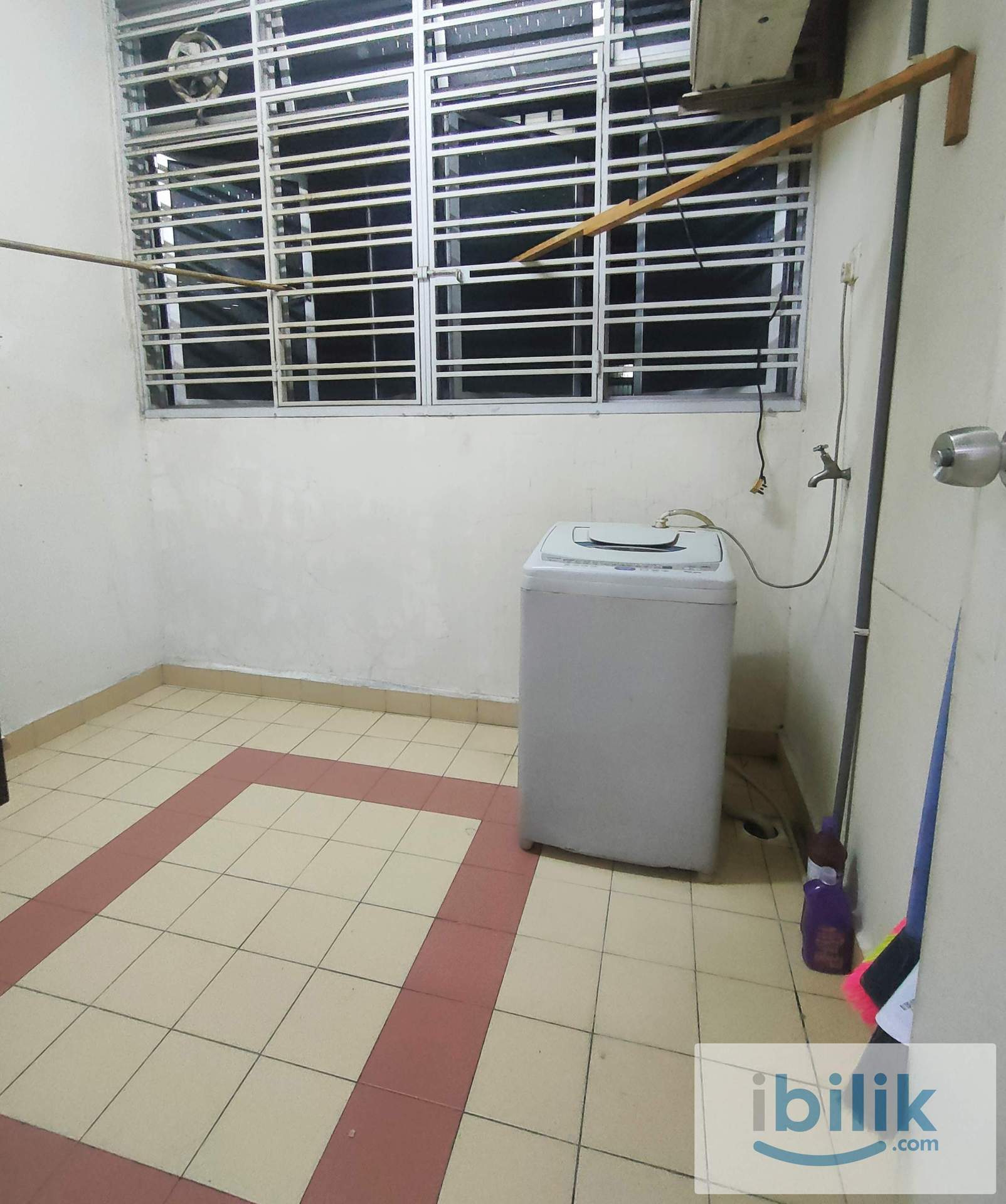 Master room for rent at Kipark Apartment Tampoi JB - Image 5