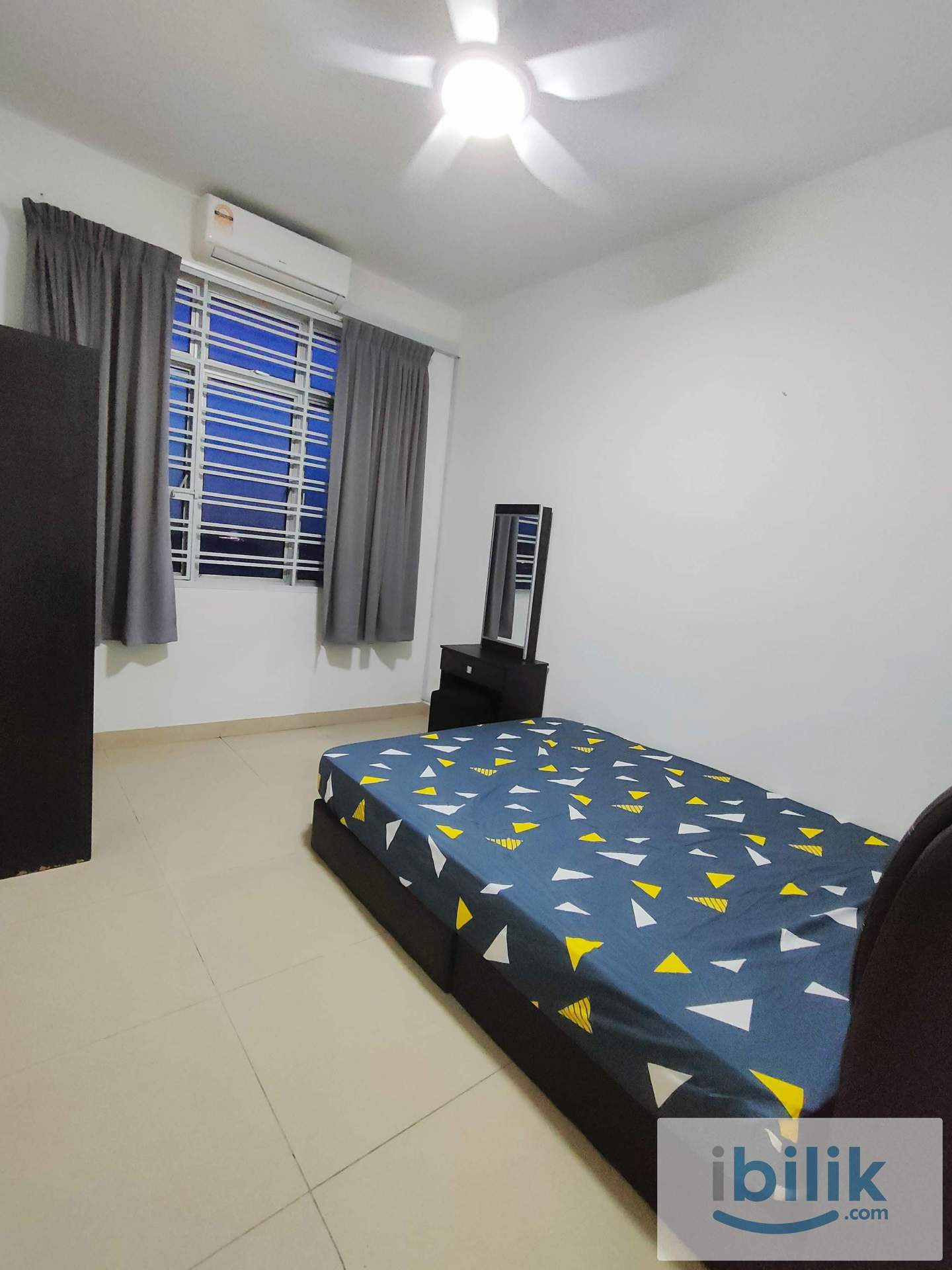 Middle Room for rent at Kipark Apartment Tampoi - Image 1