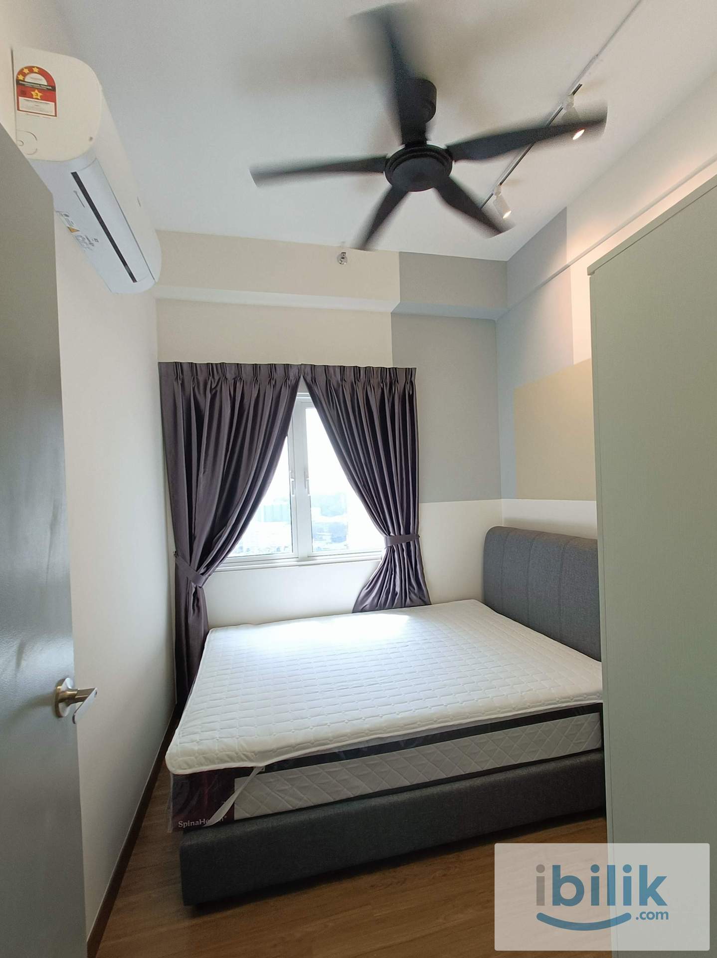 ☀️ 121 Residence Medium Room R1 • Bandar Utama Room For Rent 🏠 Near 1 Utama Mall ✨ - Image 1