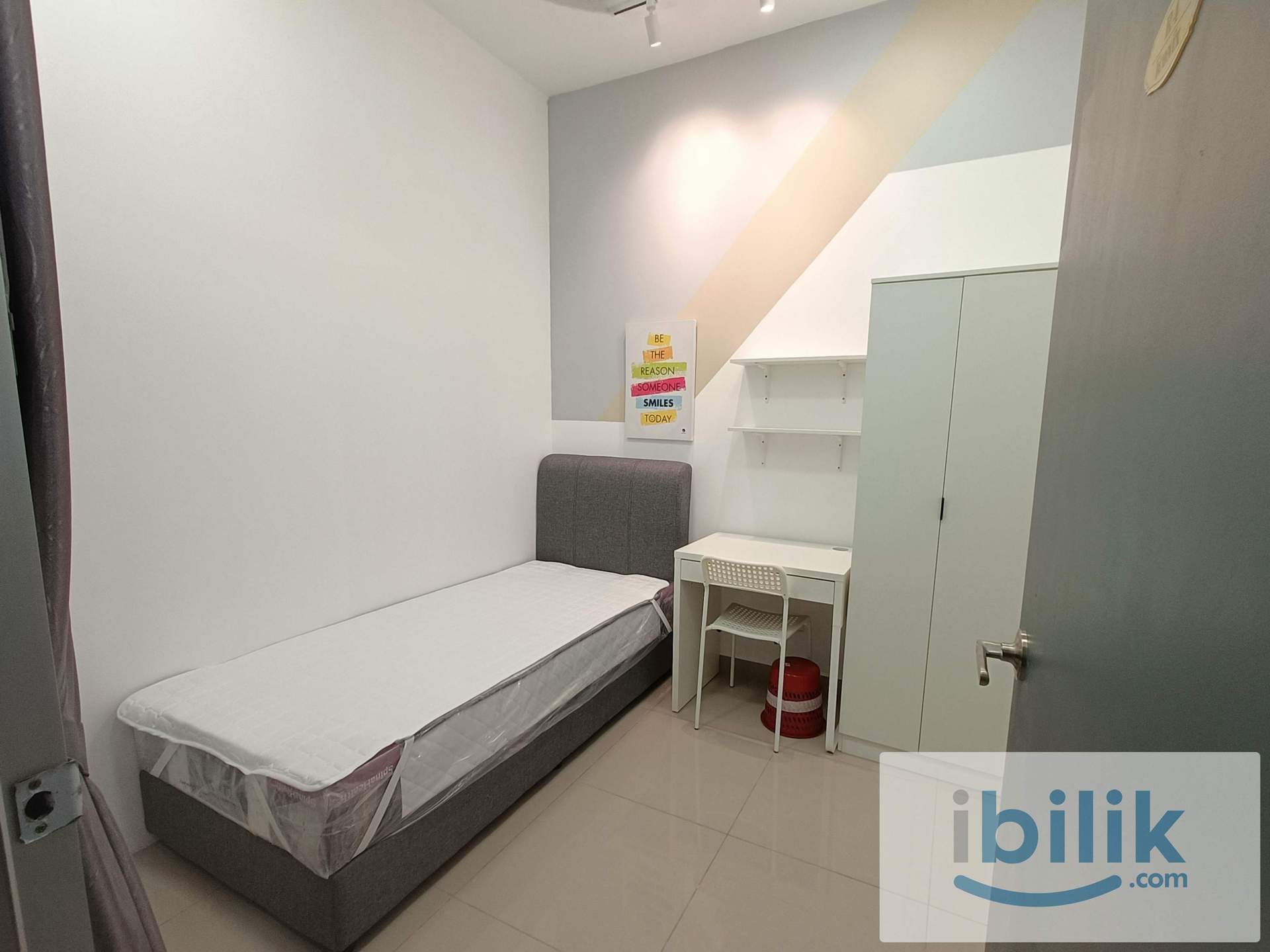 ☀️ 121 Residence Single Room • Bandar Utama Room For Rent 🏠 Near 1 Utama Mall ✨ - Image 1