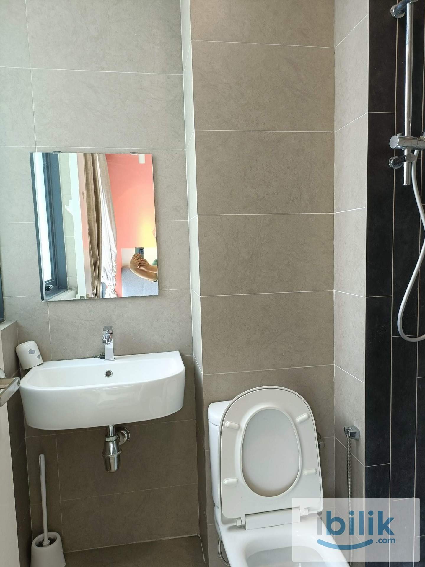 ☀️ H2O Ara Damansara Master Room • CITTA Mall • Ara Damansara Medical Centre 🏡 - Image 4