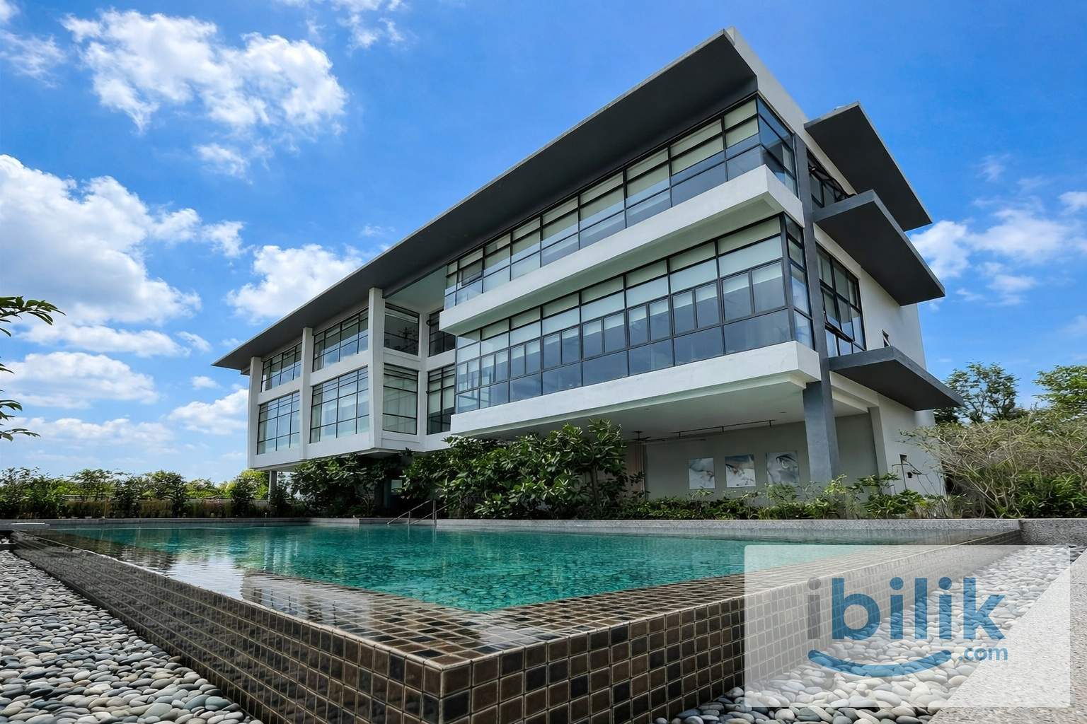 🌟 Modern Medium Room for Professionals @ Icon City, Perai – Fully Inclusive - Image 6