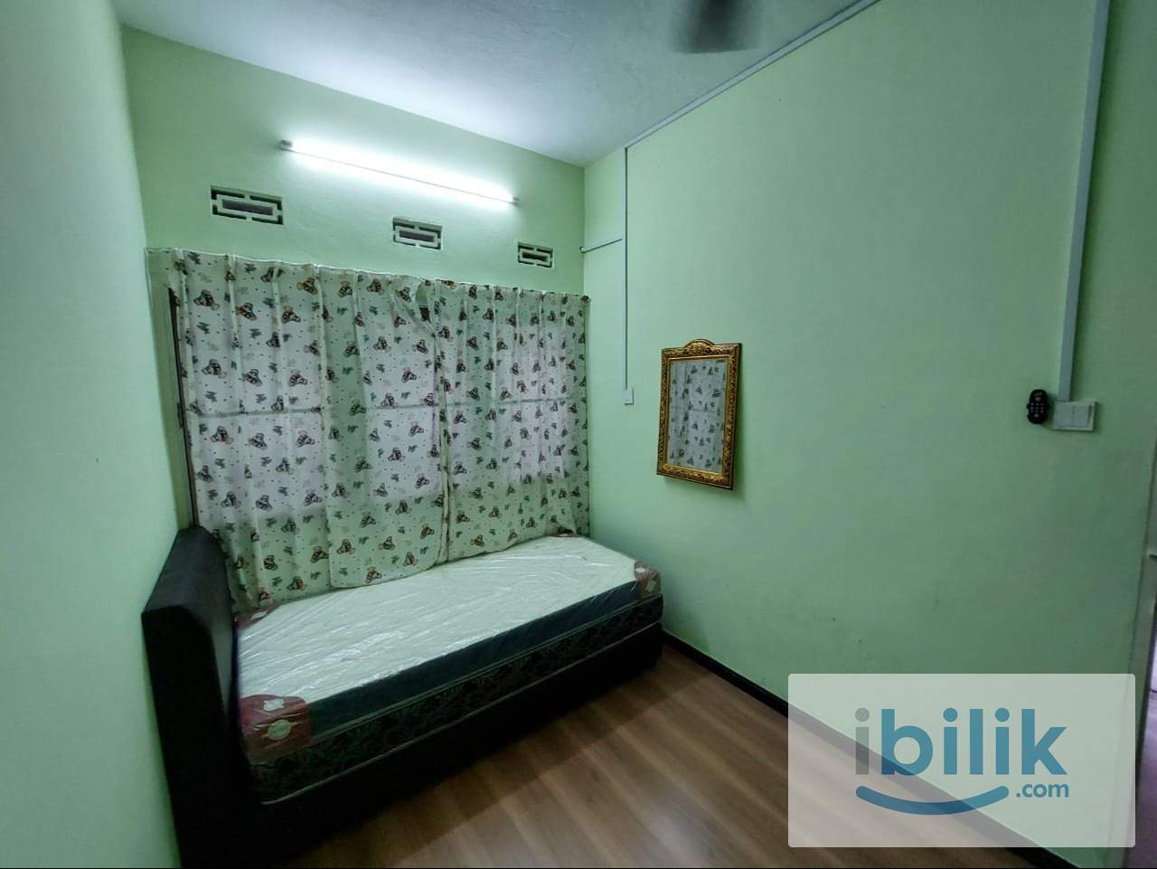 SMALL ROOM DAN MIDDLE ROOM DI TAMAN LUMBA KUDA - Image 8