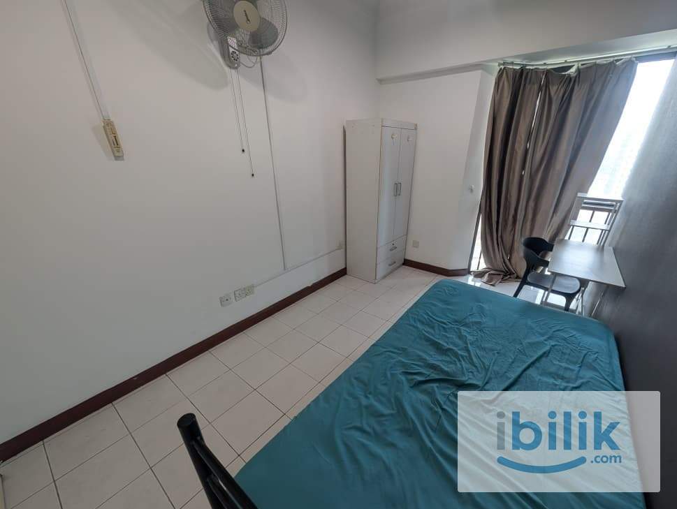 Walk to LRT Single Room in Bistari Condo PWTC - Image 1
