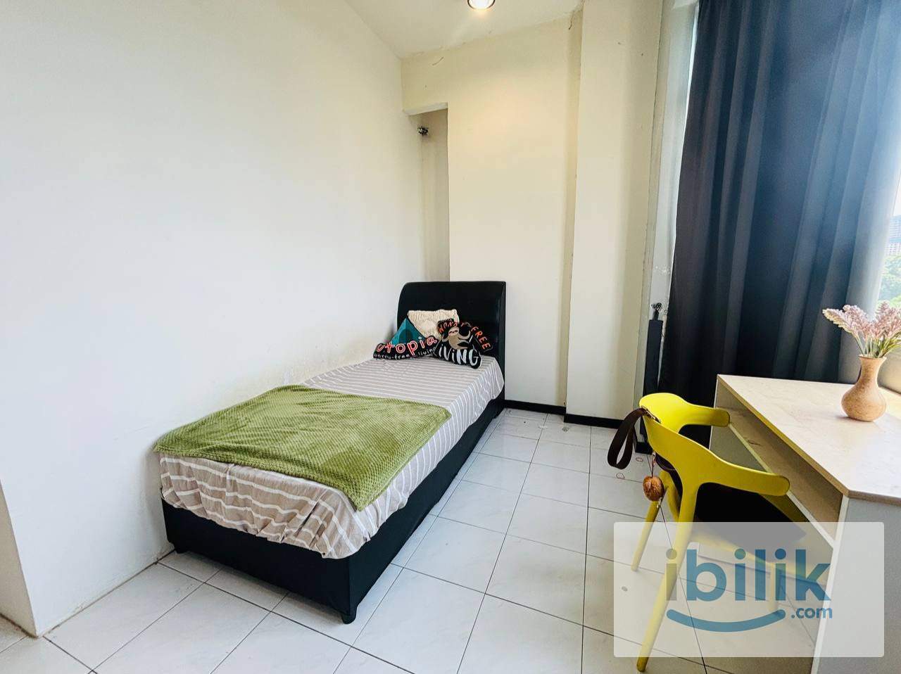 LRT 3Mins Walk Single Room in OUG Condo Ready to Move In - Image 2