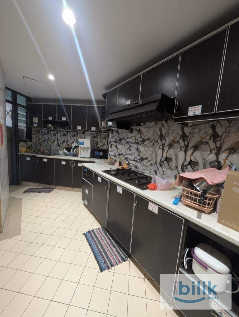 Looking for Male Single Room Attached Bathroom in Bistari Condo, PWTC - Image 5