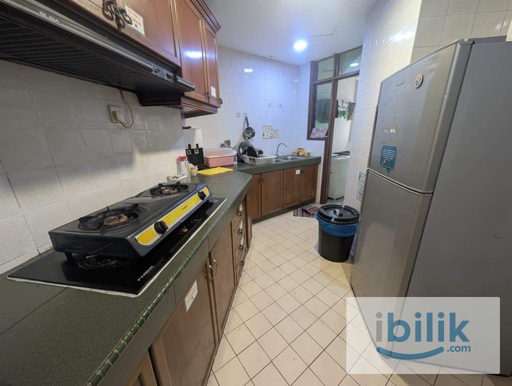 LRT Medium Room in Bistari Condo PWTC - Image 6