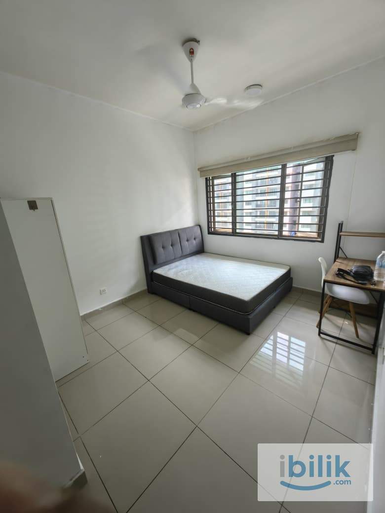 Master Room at Condominium Residensi Zamrud, Jalan Reko, Kajang 2 - Image 3