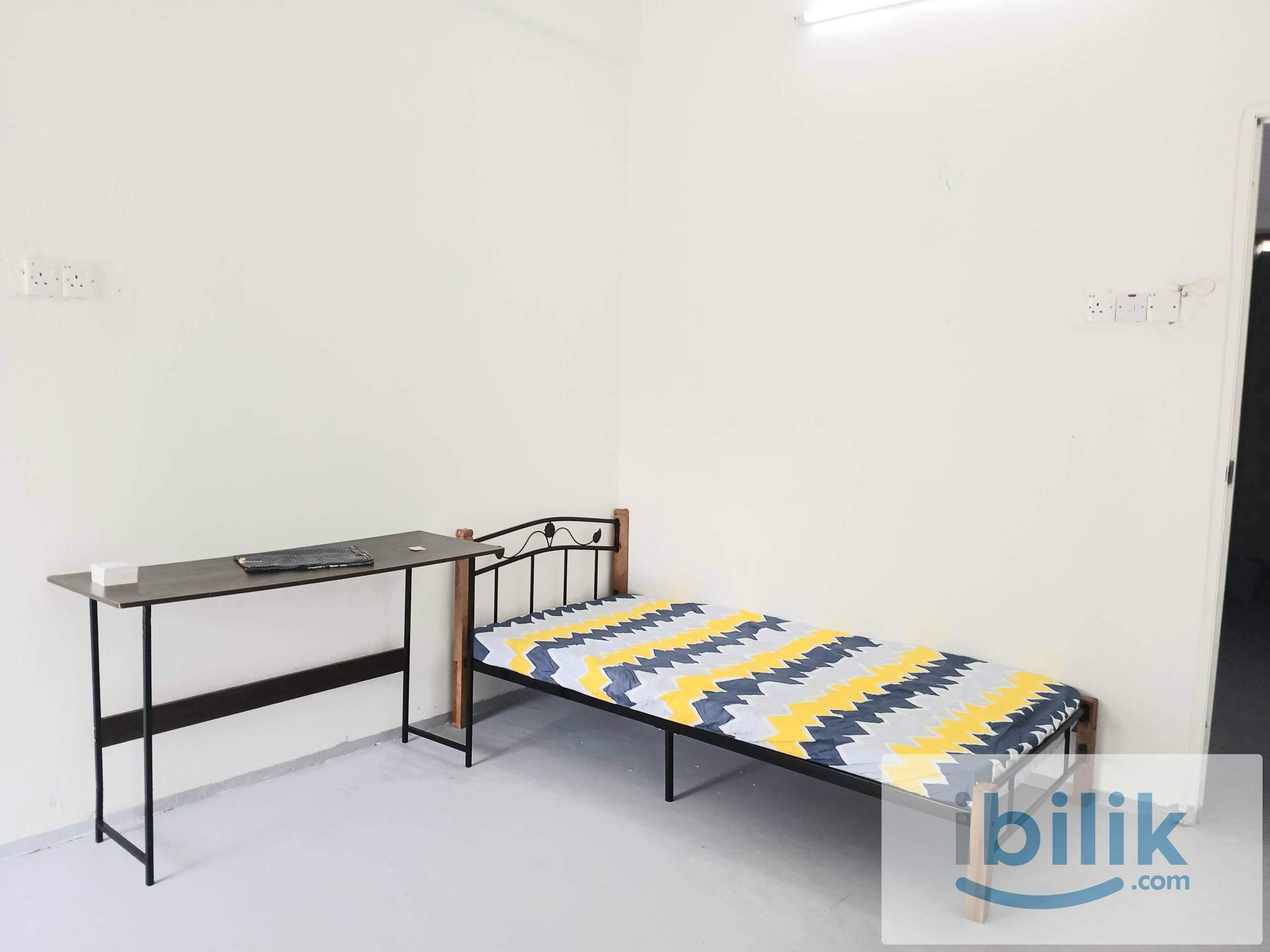 Bilik Sewa Lelaki Fully Furnished dkt Menglembu  - Image 1