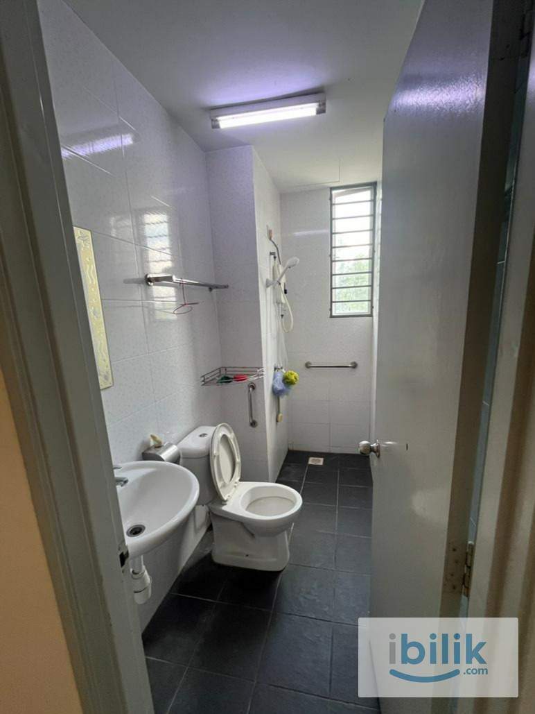 master room - Image 6
