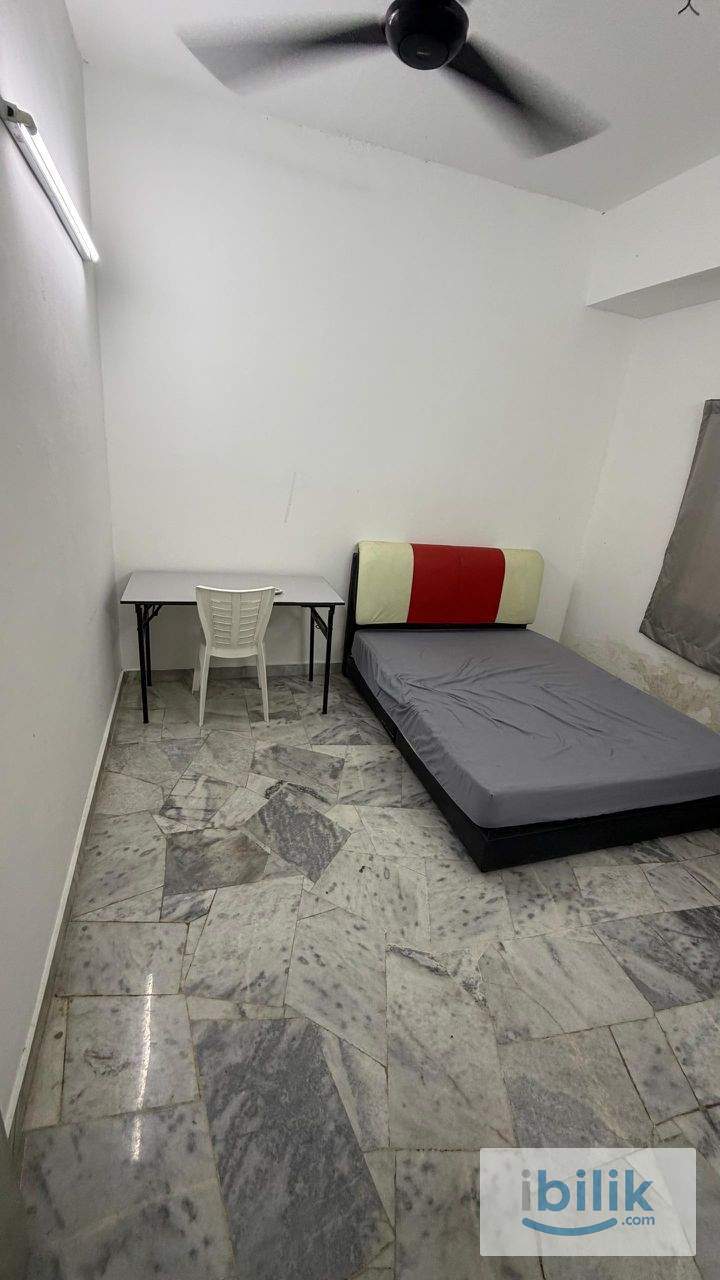 Middle Room @bandar punchong - Image 2