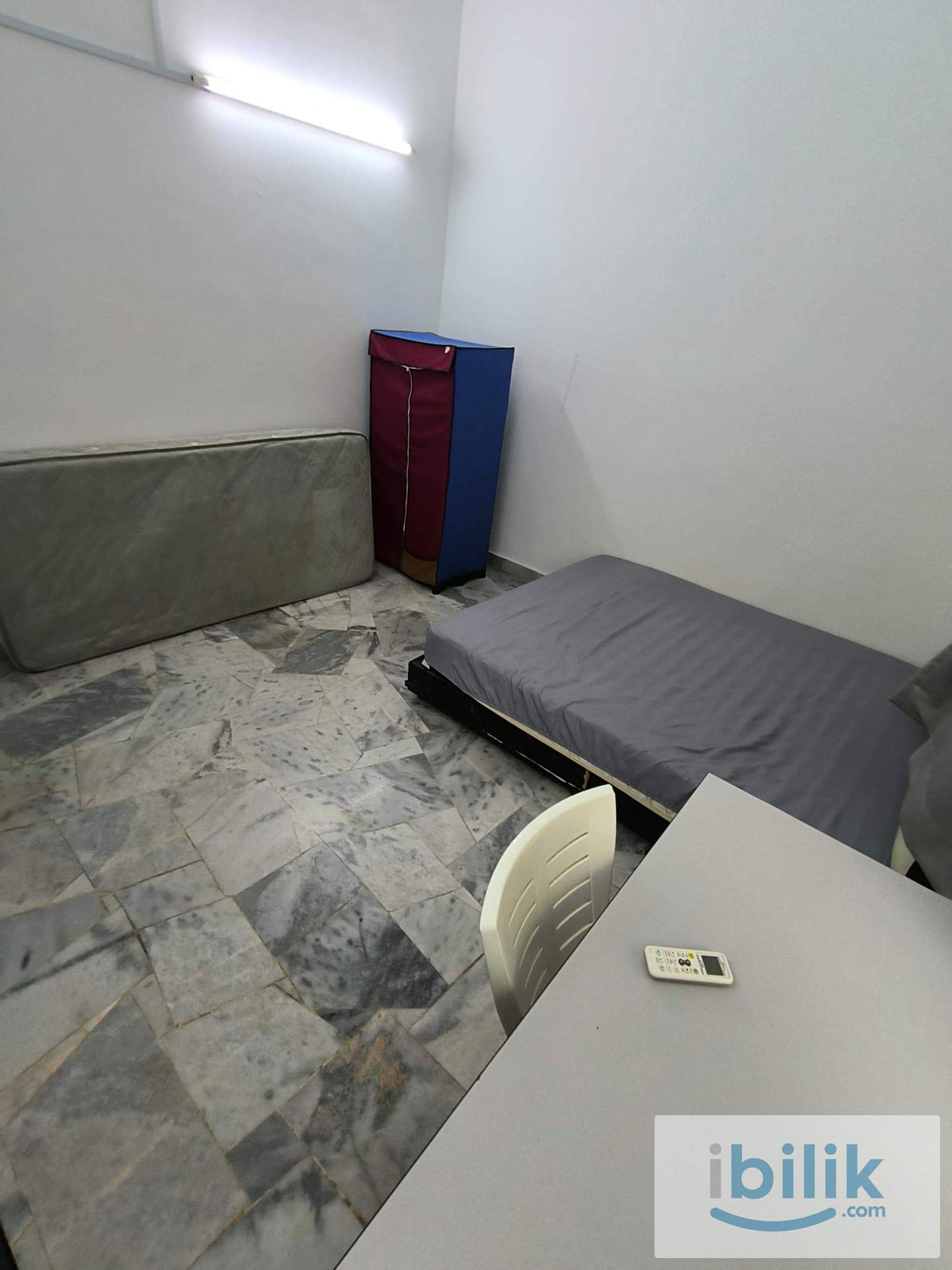 Middle Room @bandar punchong - Image 4
