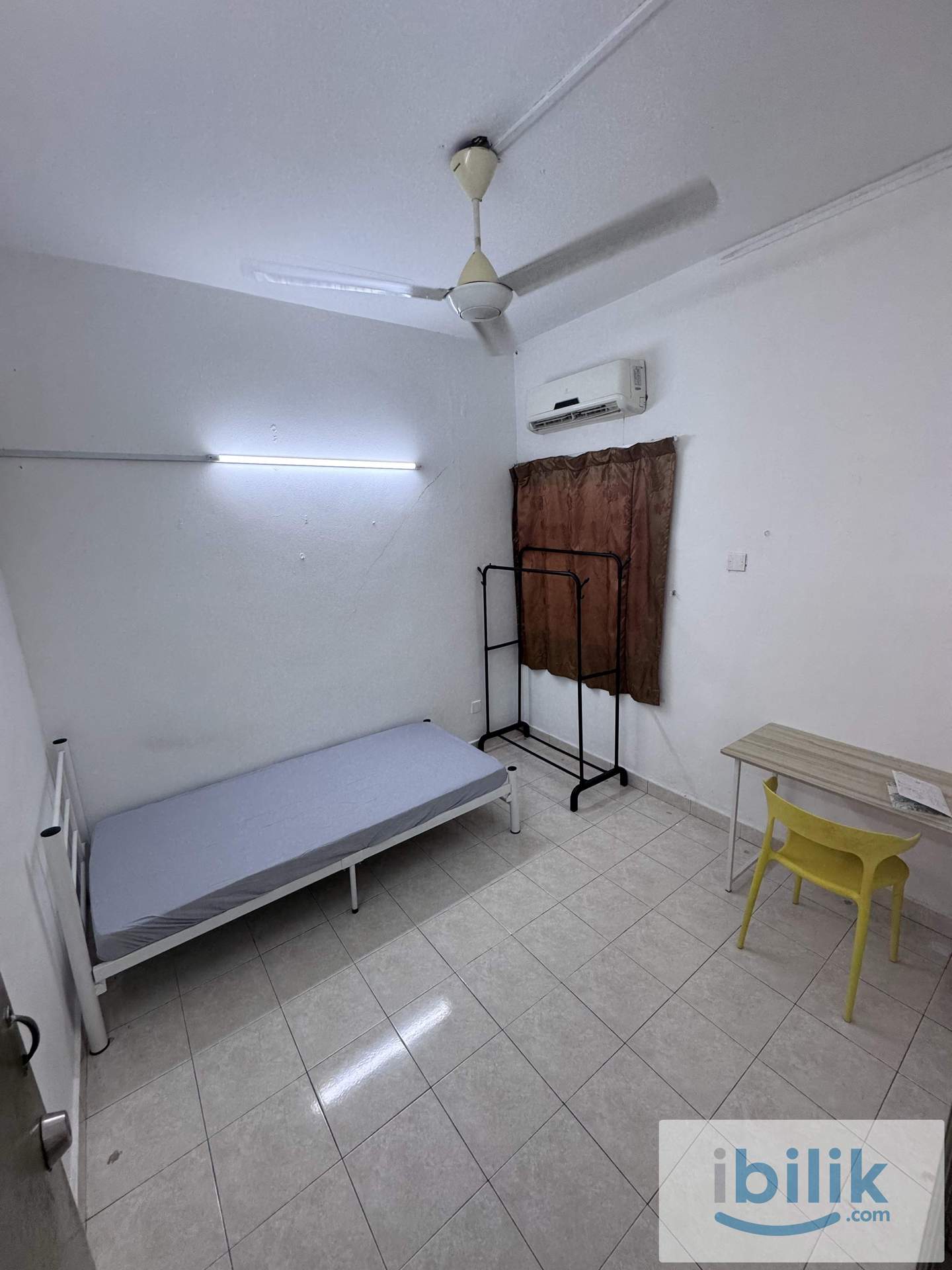 Middle Room@bandar puchong jaya - Image 1