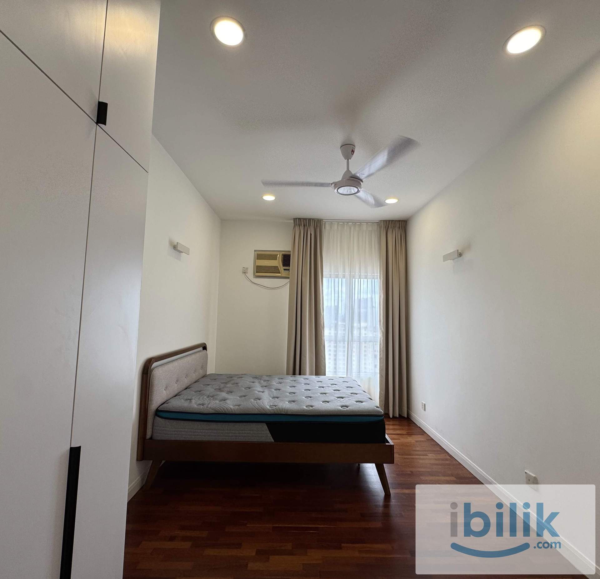 New Renovated MASTER ROOM for rent at Seri Maya Condominium prefer  👩female - Image 5