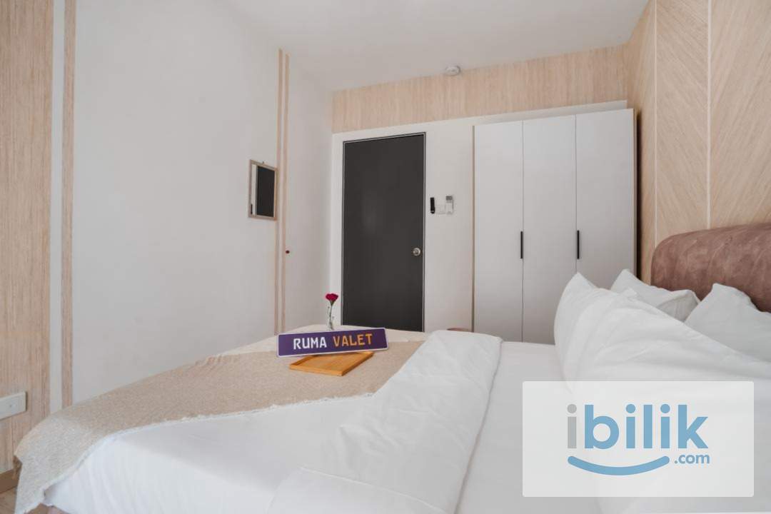Female medium balcony room at Emporis, MRT Kota Damansara, Jalan Teknologi, Ioi Damansara, Surian Sunway Gizza Nexis - Image 5