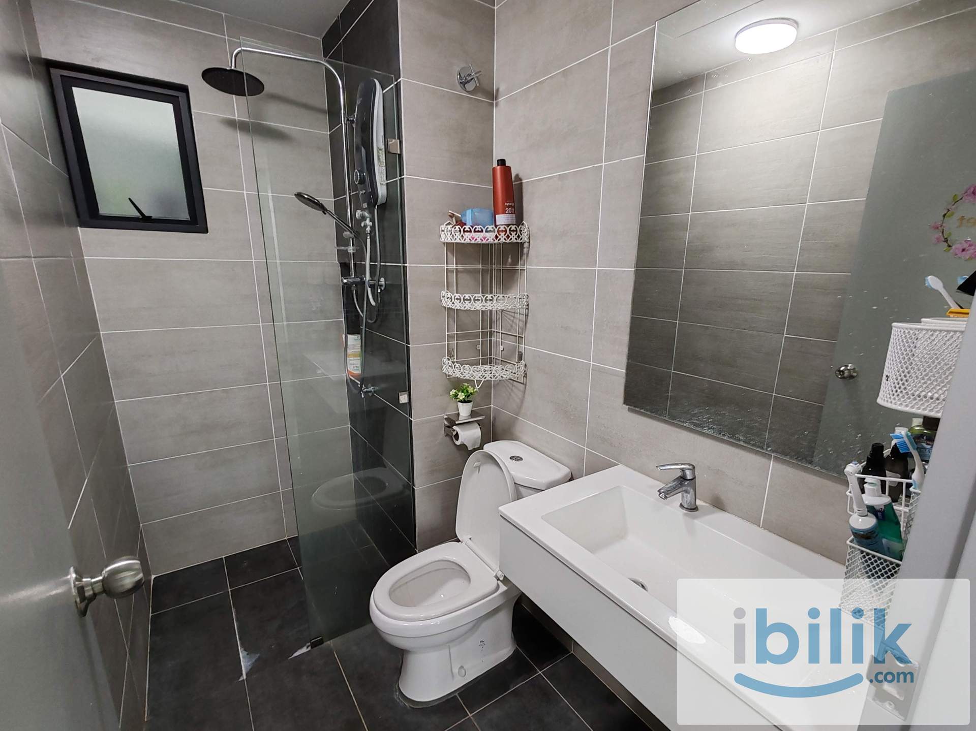 Medium Room at Platinum Arena Residence, OKR Old Klang Road,  Petaling KTM, Arena Sport Center, Proton service center - Image 8