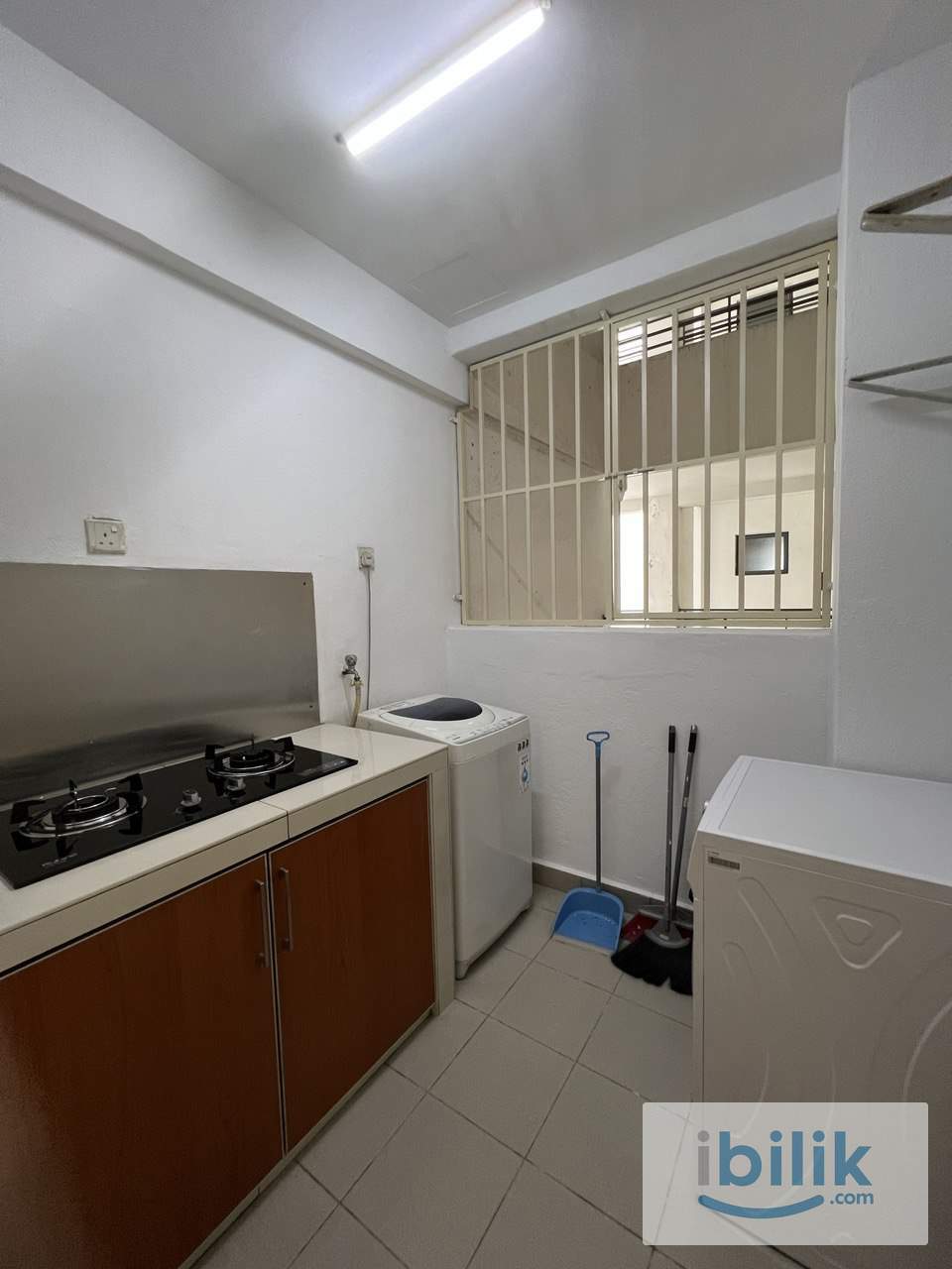 COZY Balcony Room @ Setiawalk Residence @ LRT Pusat Bandar Puchong, Bandar Puteri [Fully-Furnished | Move-In Ready] - Image 4