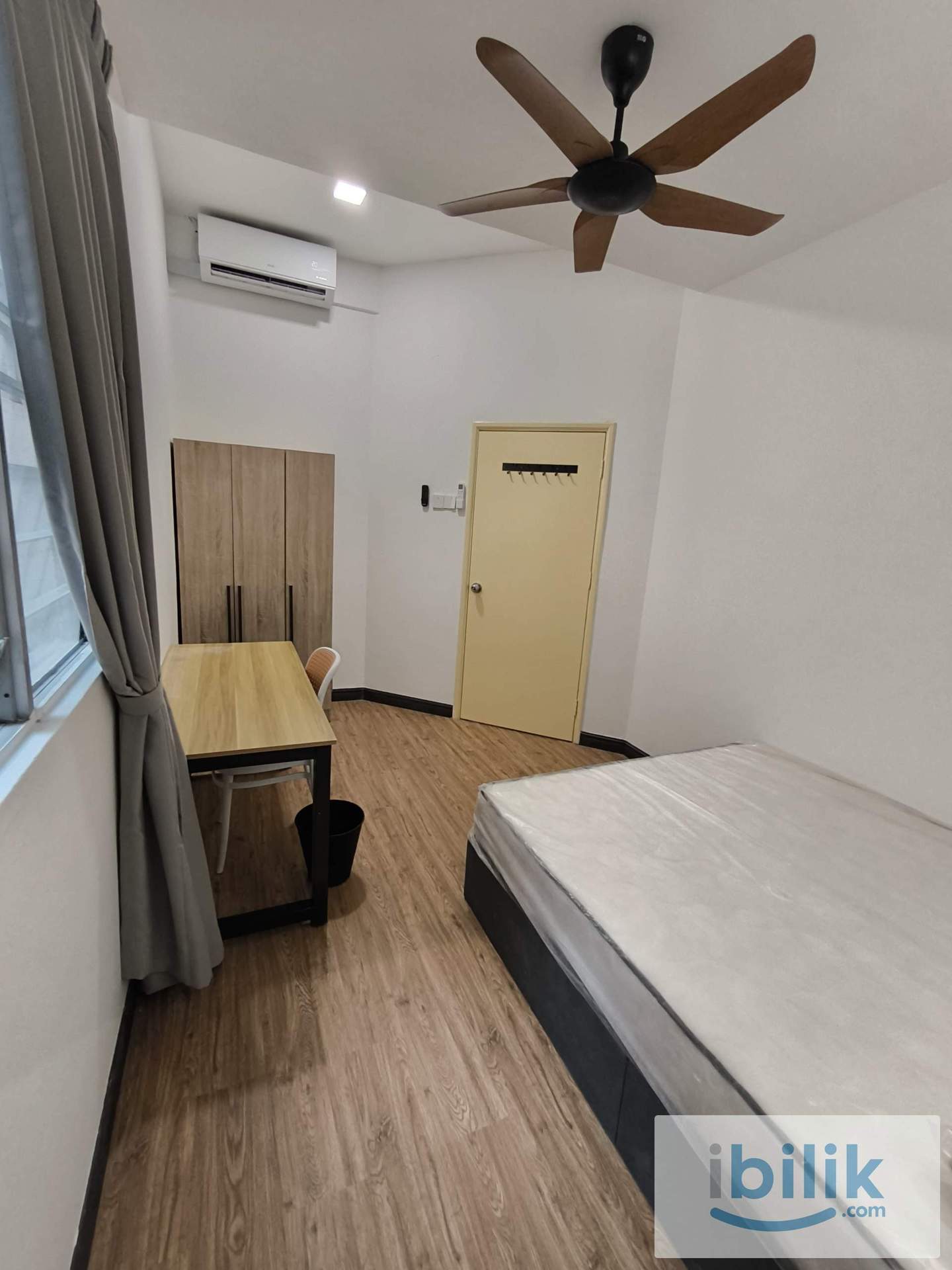 [FEMALE UNIT] MEDIUM Room @ Rhythm Avenue @ USJ 19, Subang Jaya near LRT Wawasan - Image 2