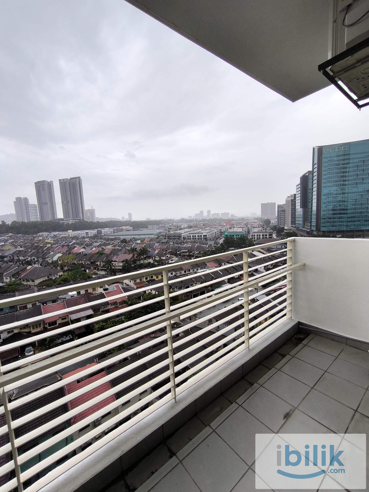 [FEMALE UNIT] BALCONY Room @ Setiawalk Residence @ Pusat Bandar Puchong [Fully-Furnished | Move-In Ready] - Image 2