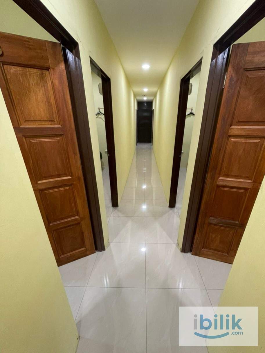 ❌No Deposit😍靠近Ksl Holiday plaza shopping mall 世纪花园 地点方便的舒适主人房 Cozy Master bedroom at Ksl Taman Century Jb   - Image 2