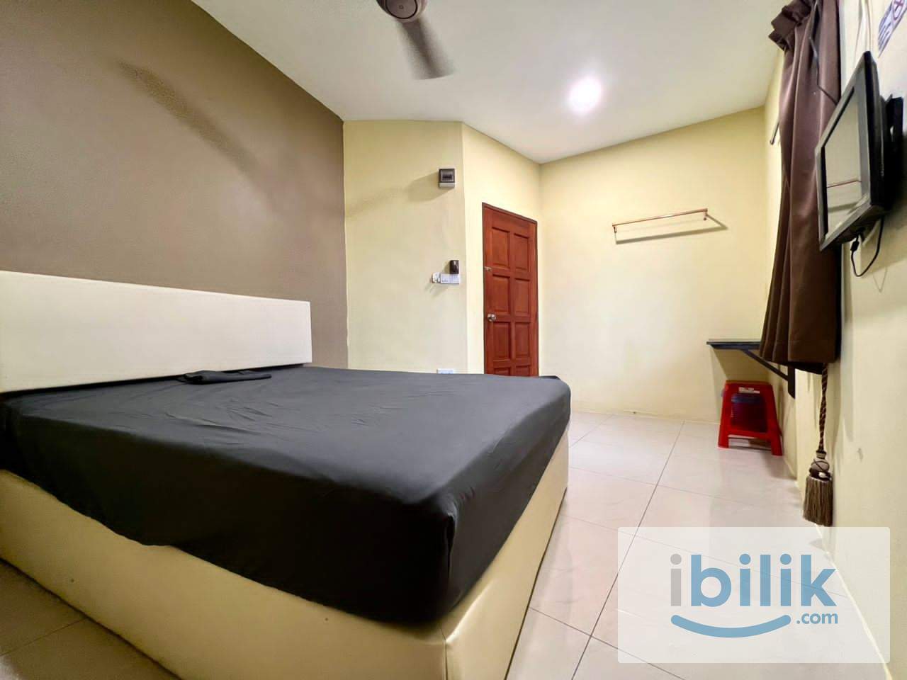 📍KSL ROOM FOR RENT💰LOW DEPOSIT🏡Master Room with private Bathroom at Taman Century Garden, Johor Bahru - Image 1