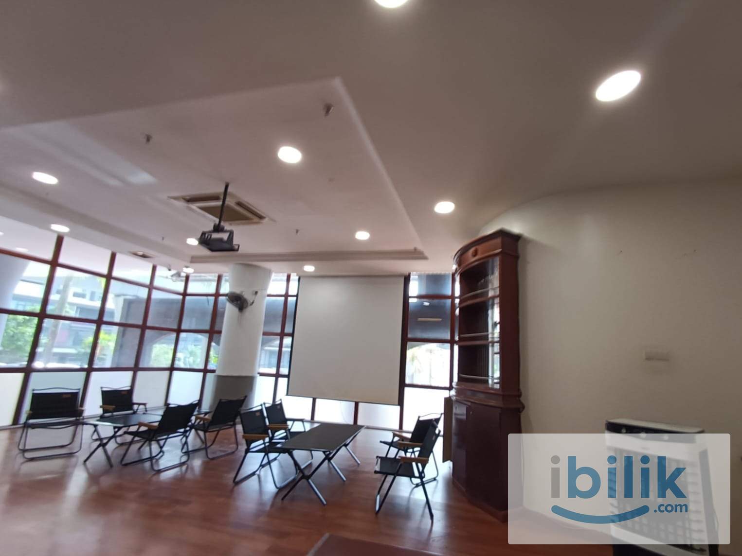 📍CIQ ROOM FOR RENT💰LOW DEPOSIT🛏️Master Room  Opposite R&F Residence at Johor Bahru Checkpoint, CIQ - Image 3