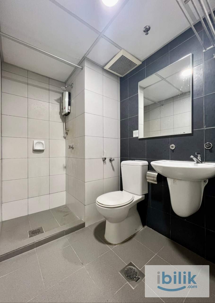 📍JB CIQ MASTER ROOM FOR RENT🏡SUPER LOW DEPOSIT🏡MASTER BEDROOM🏡NEARBY CIQ JB🏡 - Image 3