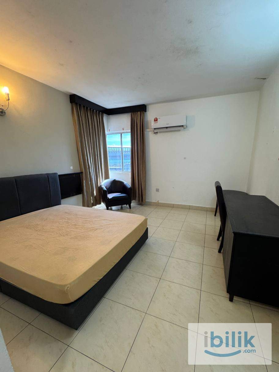 📍CIQ ROOM FOR RENT🏡SUPER LOW DEPOSIT🏡HOTEL CONCEPT ROOM 🚶🏻‍♂️WALKING DISTANCE TO CIQ JB - Image 1