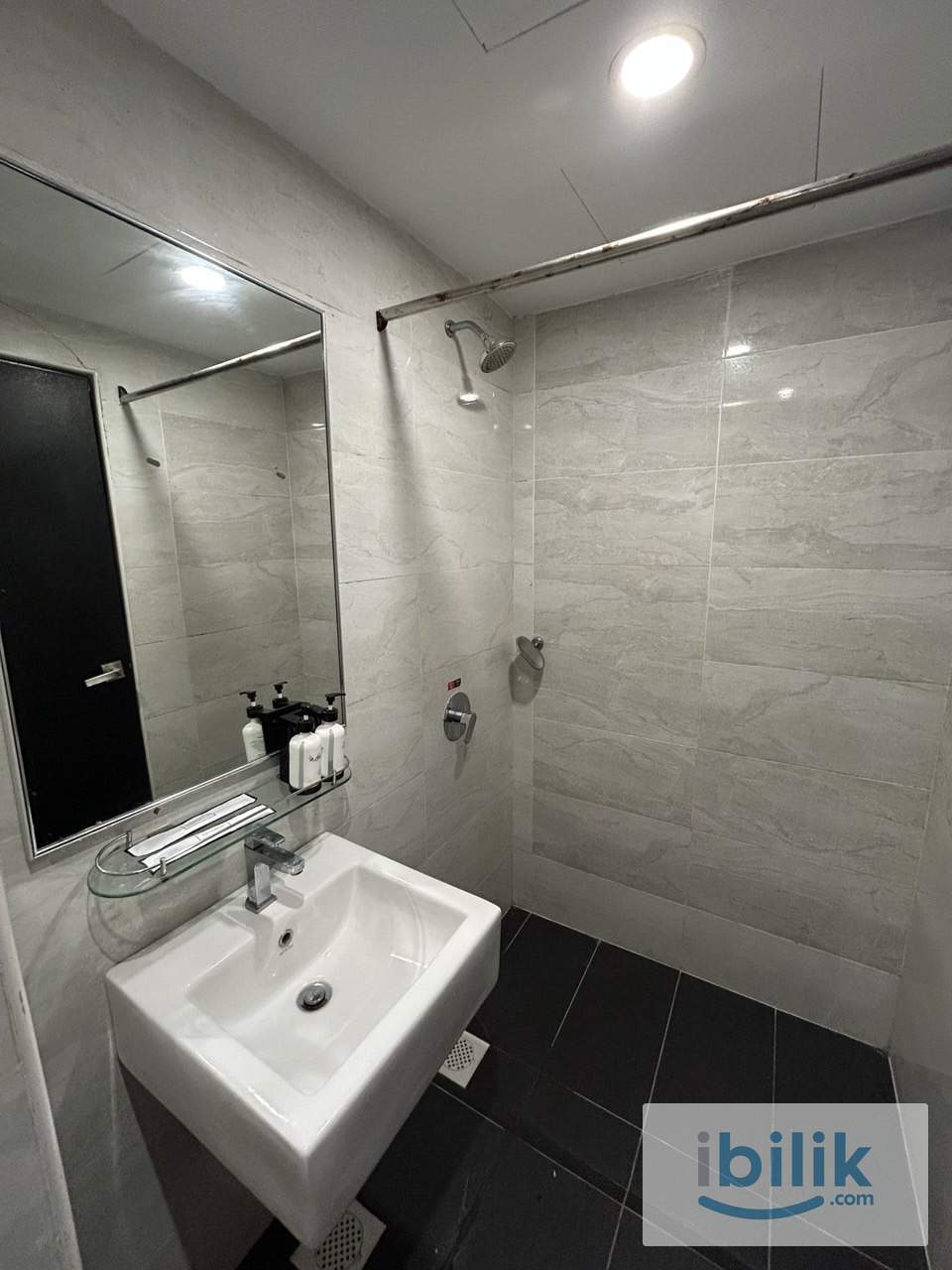 📍NUSA JAYA MASTER ROOM FOR RENT📣ZERO DEPOSIT📣Hotel Concept Master Room  📍Nusajaya Johor - Image 7