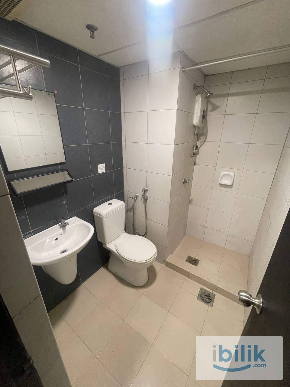 📍CIQ MASTER ROOM FOR RENT💛💛Big Offer for Low deposit💛💛Hotel Concept Master Room at Johor Bahru Checkpoint, CIQ - Image 7