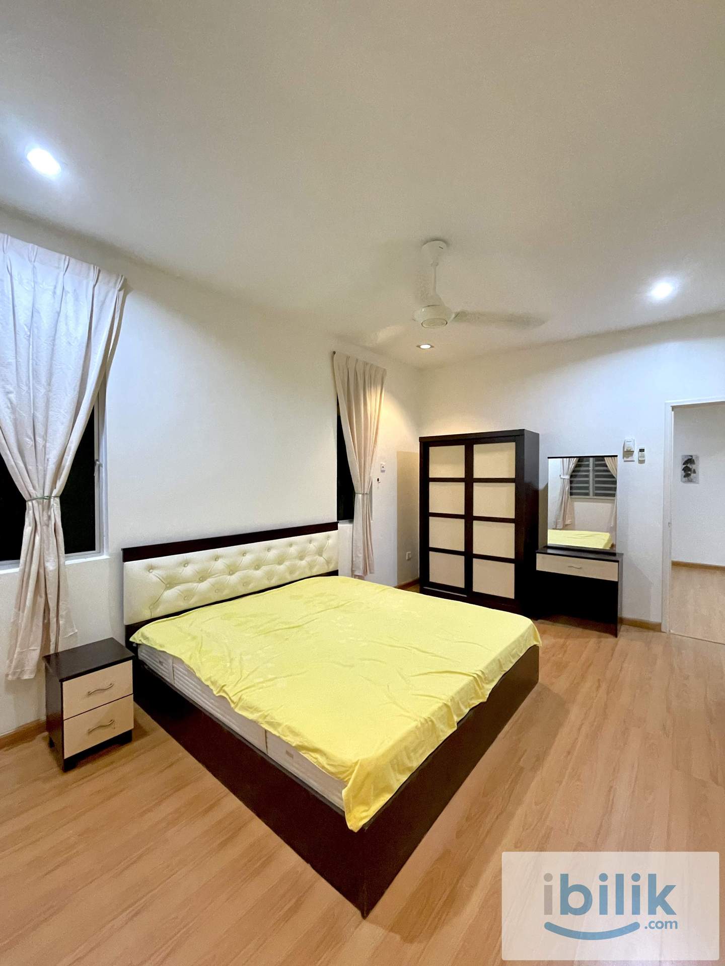 Semi-D Bungalow medium room with toilet ✨ - Image 7