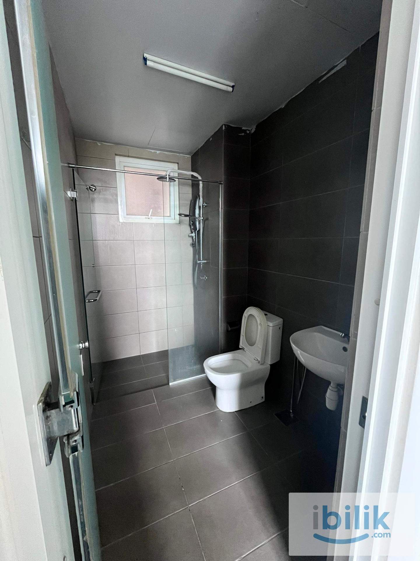 Single room for female - Image 5