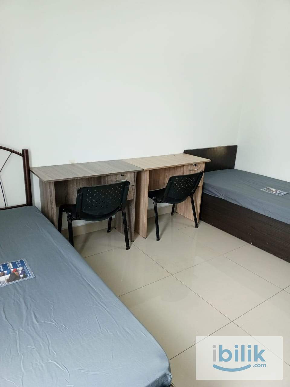 Middle room for female - Image 1