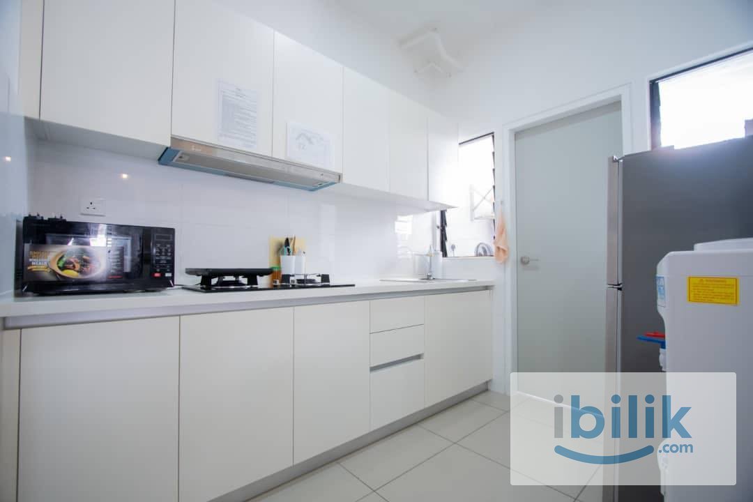 Limited Female Unit Master Bedroom with Private Bathroom for RENT NOW @ Seksyen 22 Shah Alam - Image 3