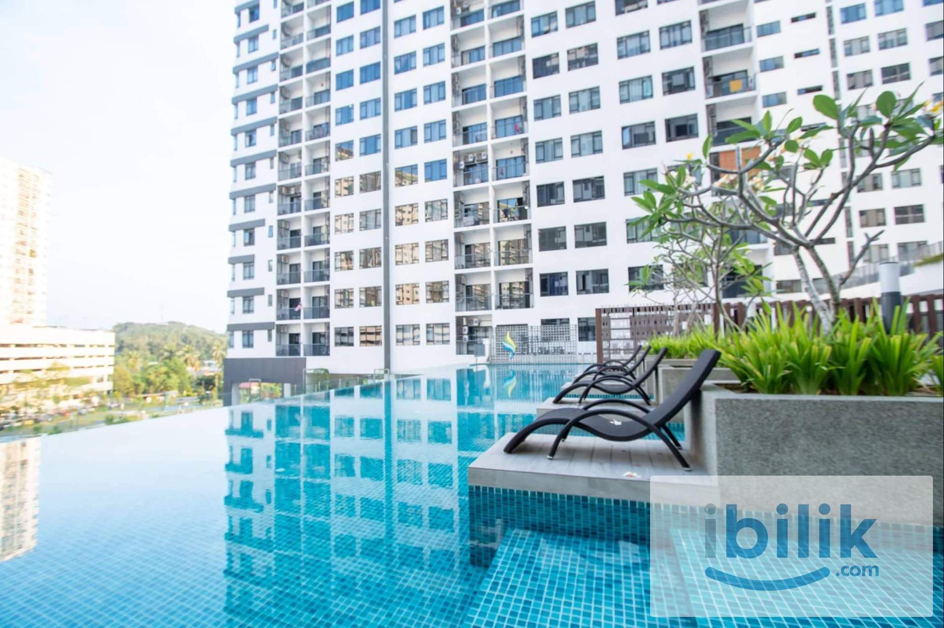 Female Medium Bedroom for RENT @ Seksyen 22 Shah Alam - Image 3