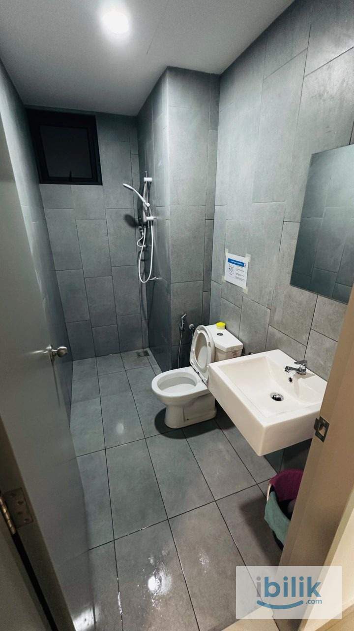 Comfy Medium Bedroom for RENT right NOW @ Cheras Kuala Lumpur - Image 4
